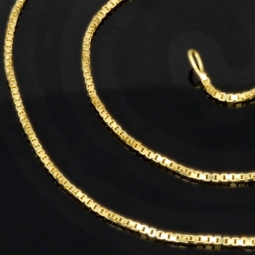 Sehr kurze, hochertig produzierte Venezianerkette aus hochwertigem 585 / 14k Gold, ca. 38 cm lang und 1 mm breit