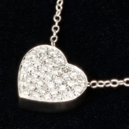 Extravagantes Schmuck-Set bestehend aus einer hochwertigen Weißgold (18K / 750 Gold)  - Ankerkette (ca. 45cm) und einem Herz-Anhänger, bestückt mit zahlreichen Diamanten