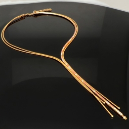 Wellendorff Markenschmuck: Luxuriöses Y-Collier Glücksverführung mit Brillantbesatz (ca. 1,178 ct.) aus hochwertigem Gold in ca 42,5 cm Länge (18K / 750 Gelbgold)
