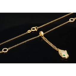 Anmutige Goldkette / Collier mit Pantherkopf-Anhänger aus funkelndem Gold (14K 585 Gelbgold) mit Zirkoniabesatz ca. 45cm