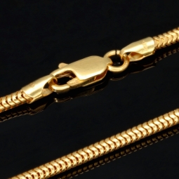 Hochwertig produzierte Schlangenkette für Damen aus funkelndem 14k / 585 Gold in ca. 45 cm und 2,4 mm