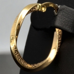 Funkelnde Twist - Creolen mit zeitlosen Greco - Design aus 585er (14K) Gelbgold