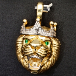 Exklusiver Löwenkopf-Anhänger aus hochwertigem Bicolor 14k 585 Gold (Gelbgold und Weißgold) mit funkelnden Zirkoniasteinen besetzt – (ca. 10,6 g)