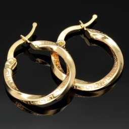 Glänzende Twist - Creolen in stilvollem Greco - Design aus hochwertigem Gold (585 / 14K Gelbgold)