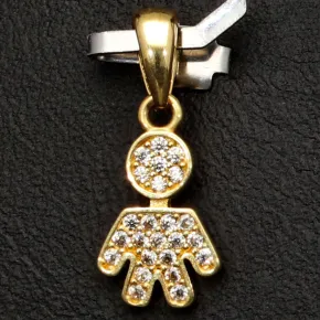 Goldanhänger „Kind, Junge“ aus 14K 585 Gold, präzise besetzt mit feinem Zirkoniabesatz
