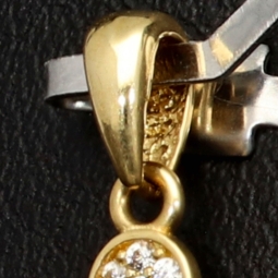 Goldanhänger „Kind, Junge“ aus 14K 585 Gold, präzise besetzt mit feinem Zirkoniabesatz