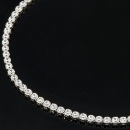 Edles Bling-Bling Tennisarmband mit weißen, leichtenden Zirkonia in 585 14K Gold in (ca. 18cm Länge)