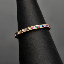 Rainbow Memory Ring aus edlem 14K (585) Gold besetzt mit funkelnden, farbenfrohen Zirkoniasteinen in Ringgröße ca. 50