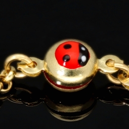 Baby-Armband mit Gravurplättchen und Marienkäfer-Element aus hochwertigem 14k (585) Gold in ca. 14 cm Länge
