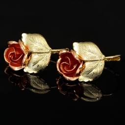 Ohrringe aus edlem 333 / 8 Karat Bicolor Gold  (Gelbgold und Roségold) mit dem Rosen-Motiv mit filigranen Details
