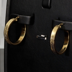 Funkelnde 585 / 14K Gold-Creolen in stilvollem Greco-Design mit kunstvollen Ornamenten und zeitloser Ausstrahlung