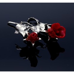 aufsehenerregende Ansteckblume - edle Brosche aus 925er Sterling-Silber und Rosenblüten aus Murano-Glas