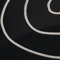 Filigrane Goldkette für Damen aus glänzendem, hochwertigem Gold (585 / 14k Weißgold) ca. 56cm, ca. 1,5mm