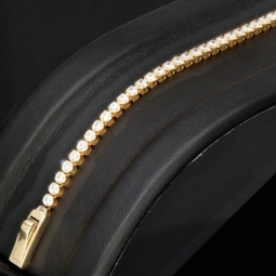 Funkelndes Tennisarmband mit weißen Zirkoniasteinen aus Gelbgold (585 14K Gold) in ca. 20,5 cm Länge