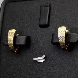 Funkelnde Mini Creolen / Ohrringe in außergrewöhnlichem Design aus edlem 585 14K Bicolor Gold (Weißgold und Gelbgold)