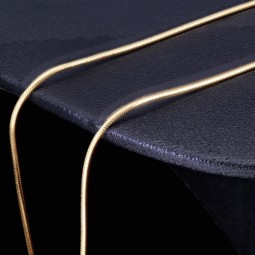 Exquisite Schlangenkette / Goldkette für Damen aus hochwertigem 585er (14k) Gold in ca. 45cm, 1mm