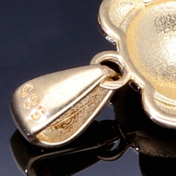 Süßer Teddy-Bär Anhänger aus hochwertigem Gelbgold (585 / 14K Gold)