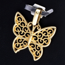 Funkelnder Schmetterling-Anhänger mit Ornament-Design aus hochwertigem 585 / 14K Gold