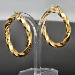 Funkelnde Twist-Creolen in edlem, fein gravierten Greco - Design aus hochwertigem 585er / 14K Gold