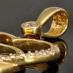 Verschlungene Herzen aus Gold - Herz-Anhänger aus edlem 585 / 14K Gelbgold mit Zirkoniabesatz