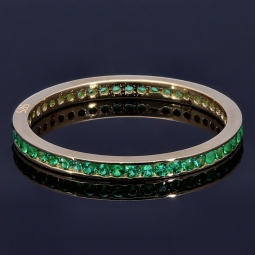 Trendiger Memoryring 585 14K Gold - Ring aus edlem Gelbgold mit funkelnden, grünen Zirkonia besetzt Ringgröße ca. 53