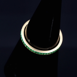 Trendiger Memoryring 585 14K Gold - Ring aus edlem Gelbgold mit funkelnden, grünen Zirkonia besetzt Ringgröße ca. 53
