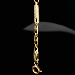 Zeitloses Armband mit feinem Design aus hochwertigem 585 14K Gold in (ca. 18,5 cm Länge, ca. 2,5 mm)