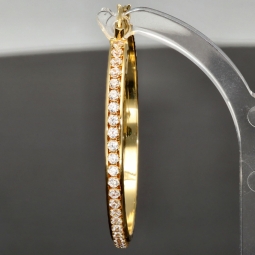 Hochwertig gearbeitete Gold-Creolen mit funkelnden Zirkonia aus edlem 585 14K Gelbgold