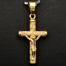 Hochwertig gearbeiteter Jesus Christus Kreuz-Anhänger mit filigranen Details aus edlem 14k / 585 Gold (Gelbgold)