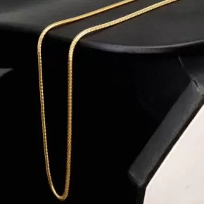 Hochwertige Fischgräten-Halskette aus 14-karätigem 585er Gold mit stilvoller Optik und zeitloser Eleganz für Damen - ca. 50cm, 2mm