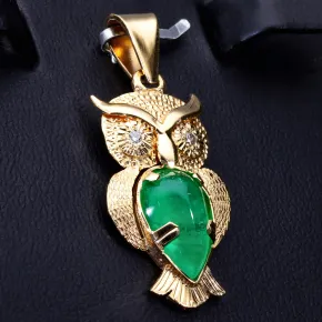 Eulen-Anhänger mit Smaragd Cabochon (ca. 3,5 ct) und 2 Diamanten in 18k 750er Gelbgold (Handarbeit - Unikat)