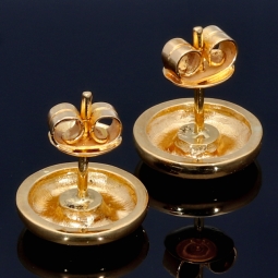 Elegante Ohrstecker mit 2 runden, kolumbianischen Smaragden in 18K / 750 Gold gefasst