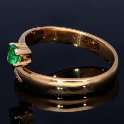 Außergewöhnlicher Solitär -Schlangen Ring bestückt mit insgesamt 4 runden dunkel grasgrünen Smaragden in 18K / 750 Gelbgold, hergestellt in Handarbeit