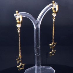 bezaubernde, hängende Sternchen - Ohrringe mit eingefasstem Zirkonia in 585er (14K) Gelbgold