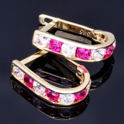 Wunderschöne Ohrringe / Mini Creolen bestückt mit bunten, funkelnden Zirkoniasteinen aus 585 / 14K Gold
