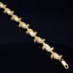 Umwerfend schönes Armband für Damen aus 585 14K Gold bestückt mit edlen Opalen und Moissaniten (ca. 21,5cm lang)