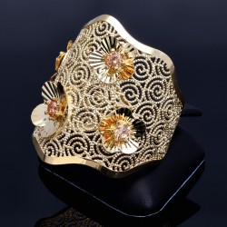 Filigraner Ring für Damen in 585 / 14K Gold mit glänzenden Blumen in Ringgröße ca. 57 - 58