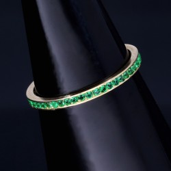 Funkelnder Zirkoniaring 585 14 Karat - Ring in Gelbgold mit strahlenden, grünen Zirkonia bestückt Ringgröße ca. 49 - 50