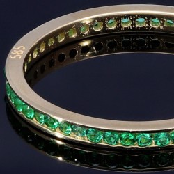 Funkelnder Zirkoniaring 585 14 Karat - Ring in Gelbgold mit strahlenden, grünen Zirkonia bestückt Ringgröße ca. 50-51