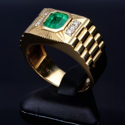 Nobler Ring für Herren mit einem großen kolumbianischen Smaragd von 1,89ct und 6 funkelnde Diamanten in 18K / 750 Gold gefasst (Ringgröße ca. 71 - 72)